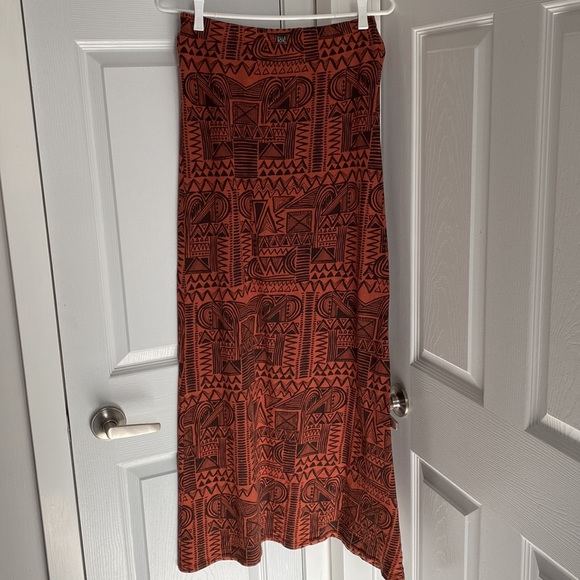 Billabong Skirt - Picture 2 of 7